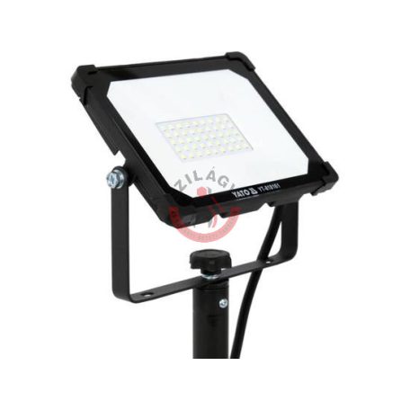 Elektromos állványos LED reflektor 2850 lumen 30 W